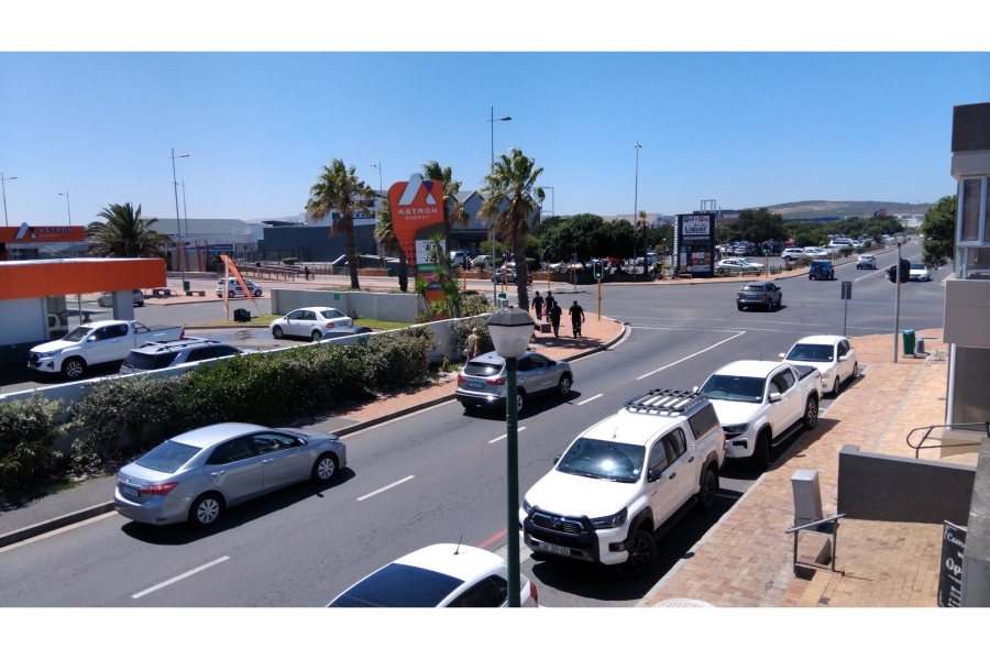To Let commercial Property for Rent in Melkbosstrand Central Western Cape